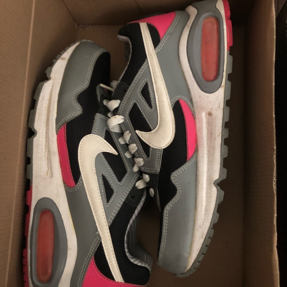 Woman AirMax Skyline